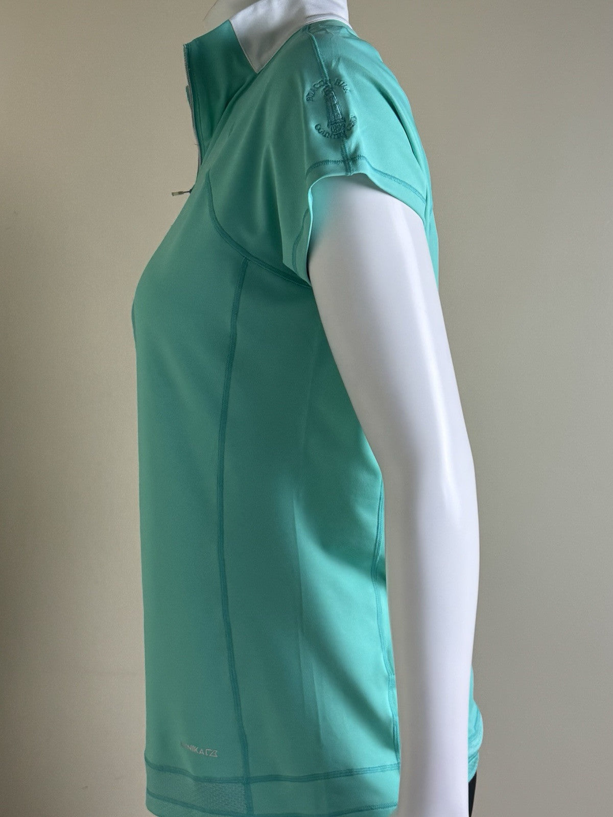 Cutter and Buck Women’s Short Sleeve Polo Shirt Size M (B.33)