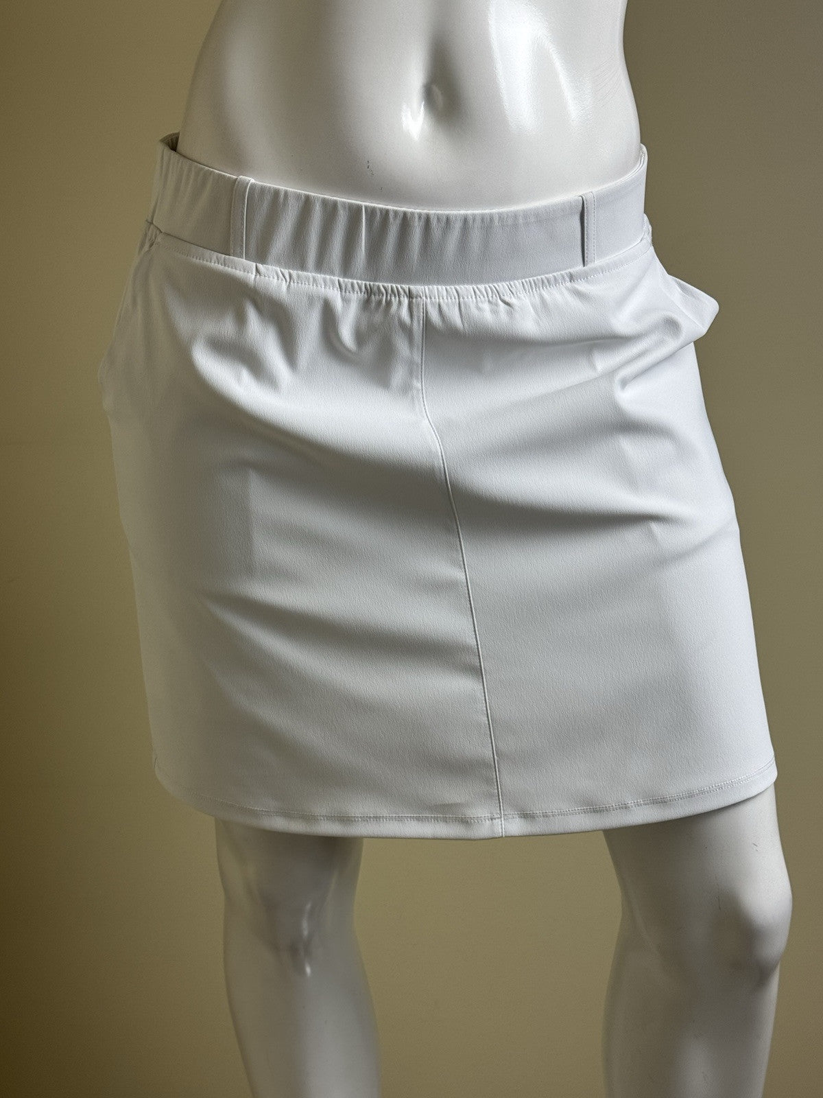 Sport Haley Women’s Golf Skirt Skort Sz M.     (B.44)