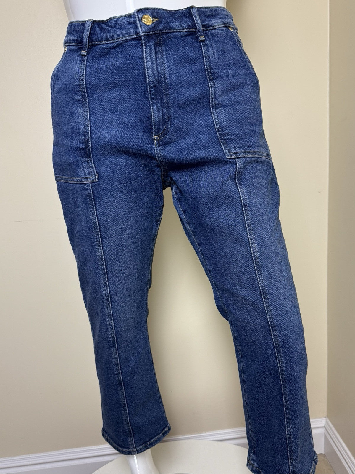 $110 Michael Kors Women’s Blue Jeans. Sz 16.    (B.124)