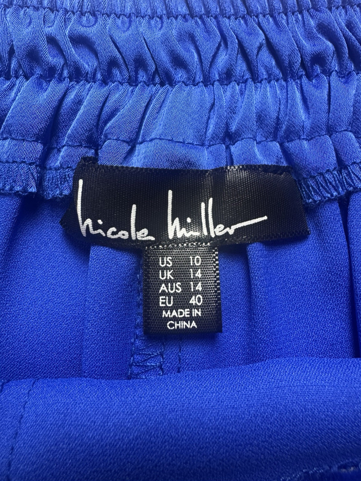 Nicole Miller Women’s Satin Blue Cargo Pants Sz 10. (B.136)