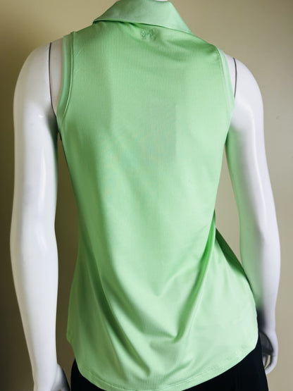 Under Armour Women's Golf Tennis Shirt Sz M.    (B.33)