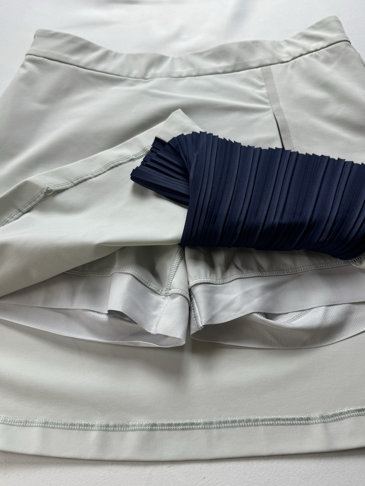 $179 KJUS Women's Siena Golf Skort Skirt Sz M/38