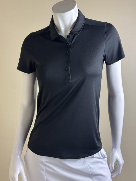 Puma Women’s Golf Shirt Sz S.   (B.146)