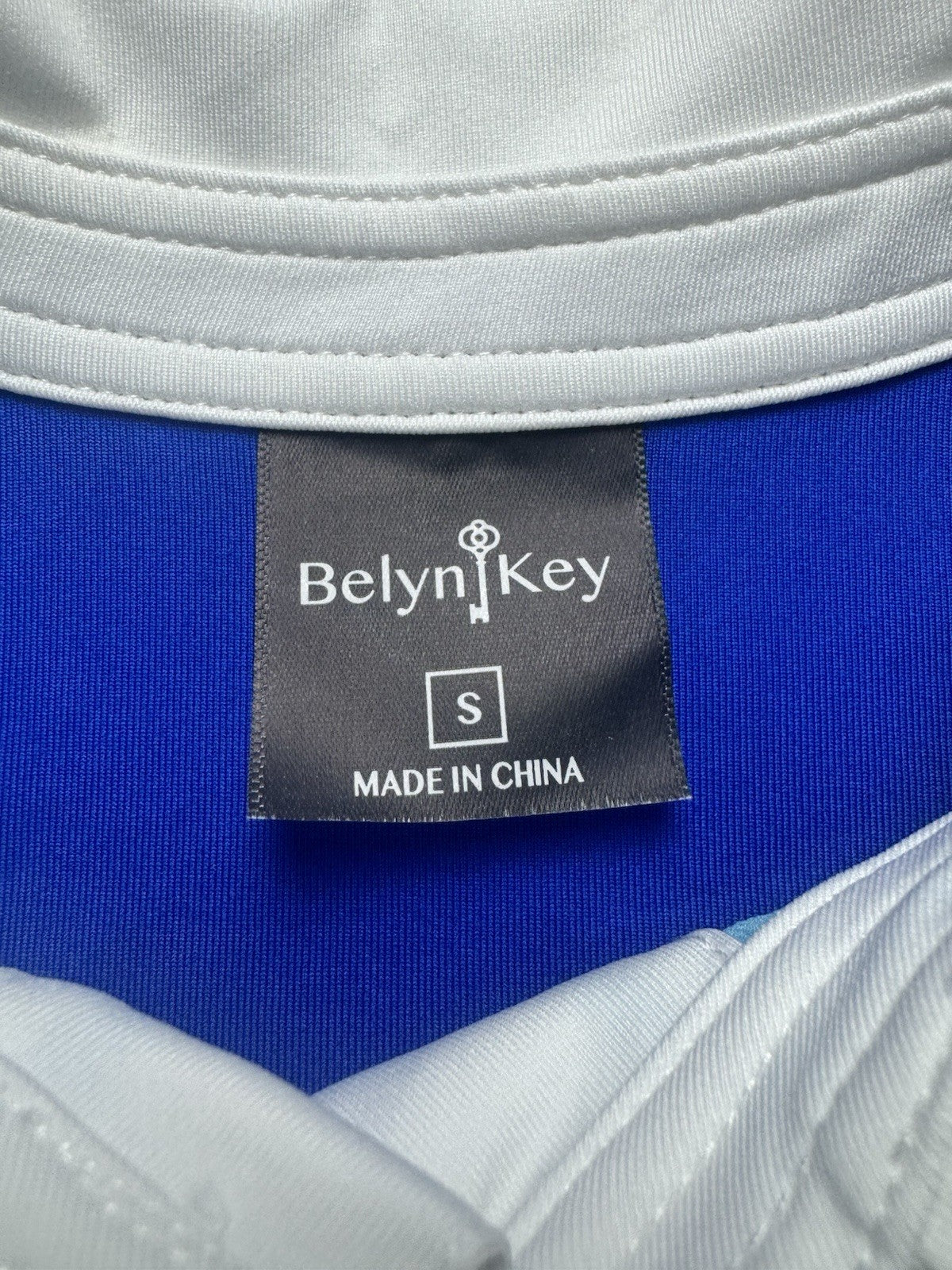 BELYN KEY Women’s Golf Shirt Sz XS.    (B.147)