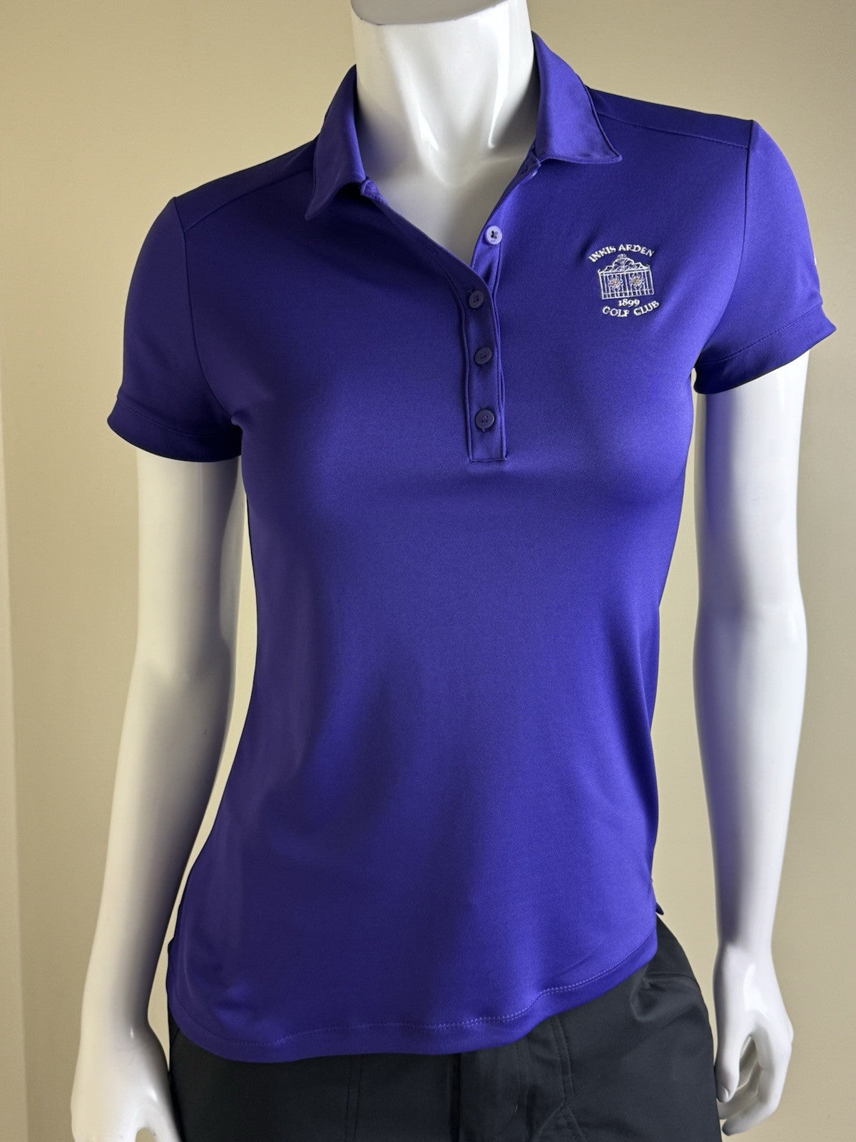 Nike Dri-fit Women’s Golf Shirt Sz S.    (B.33)