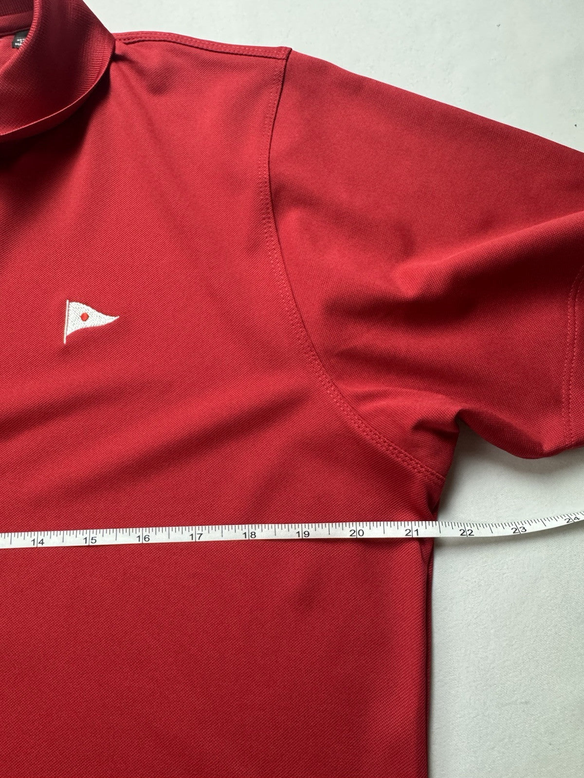 ADMIRALS COVE Women’s Golf Red shirt Sz XL.  (B.39)