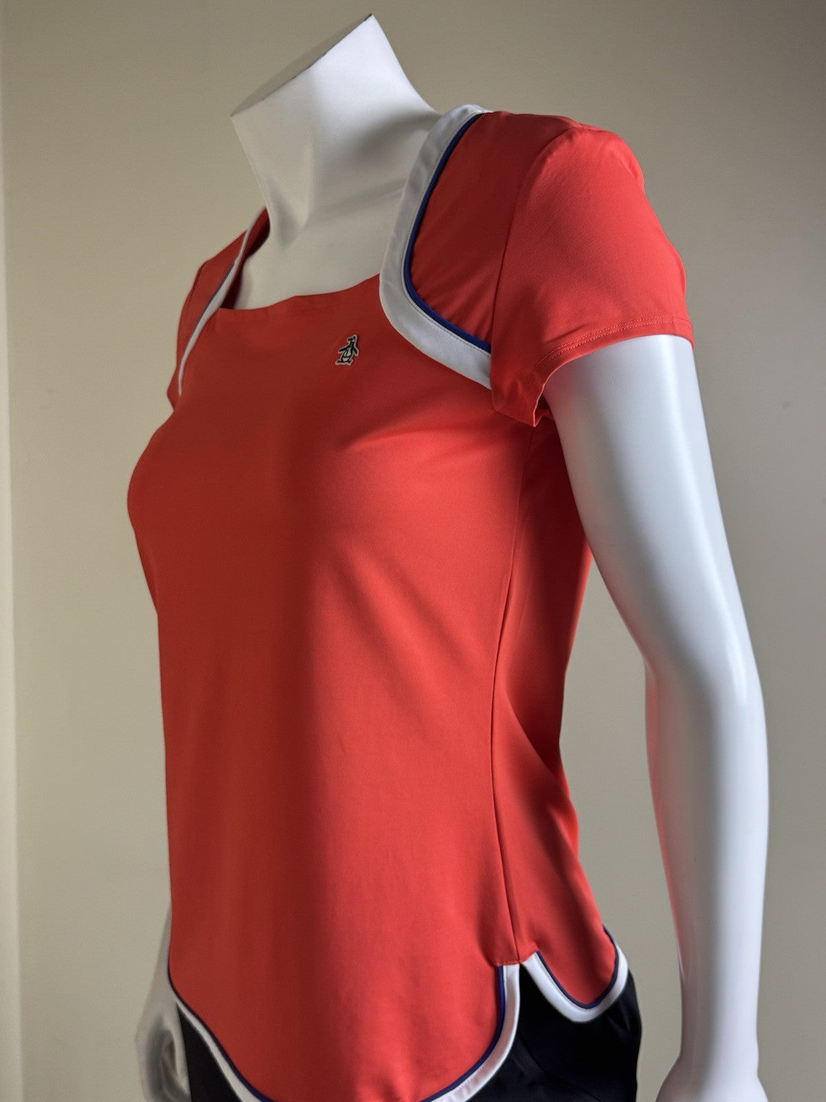 $90 An Original Penguin by Munsingwear Women’s Golf shirt Sz S.     (B.33)