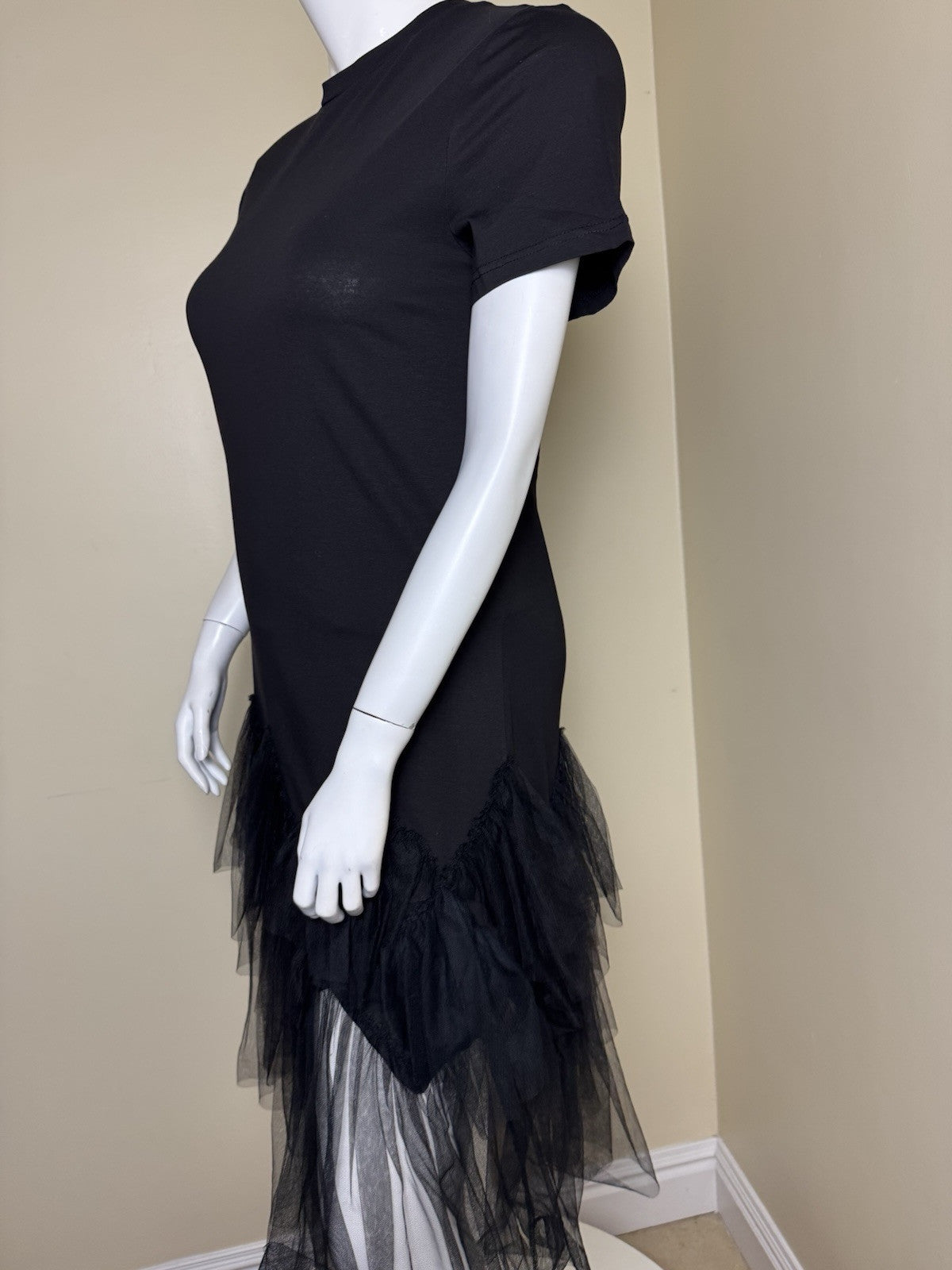 ELLAZHU Women Short Sleeve Tulle Hem T Shirt Dress Sz L.  . (B.124)