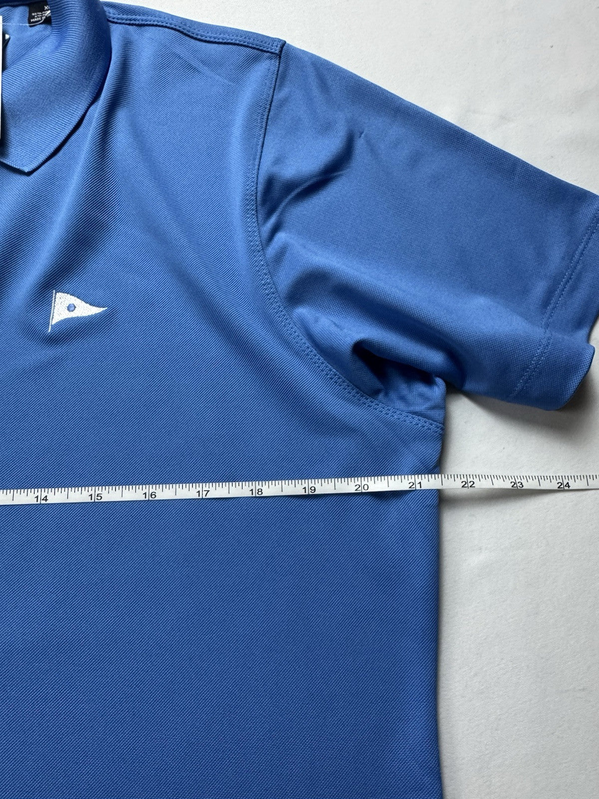 ADMIRALS COVE Women’s Golf Blue shirt Sz XL.  (B.39)