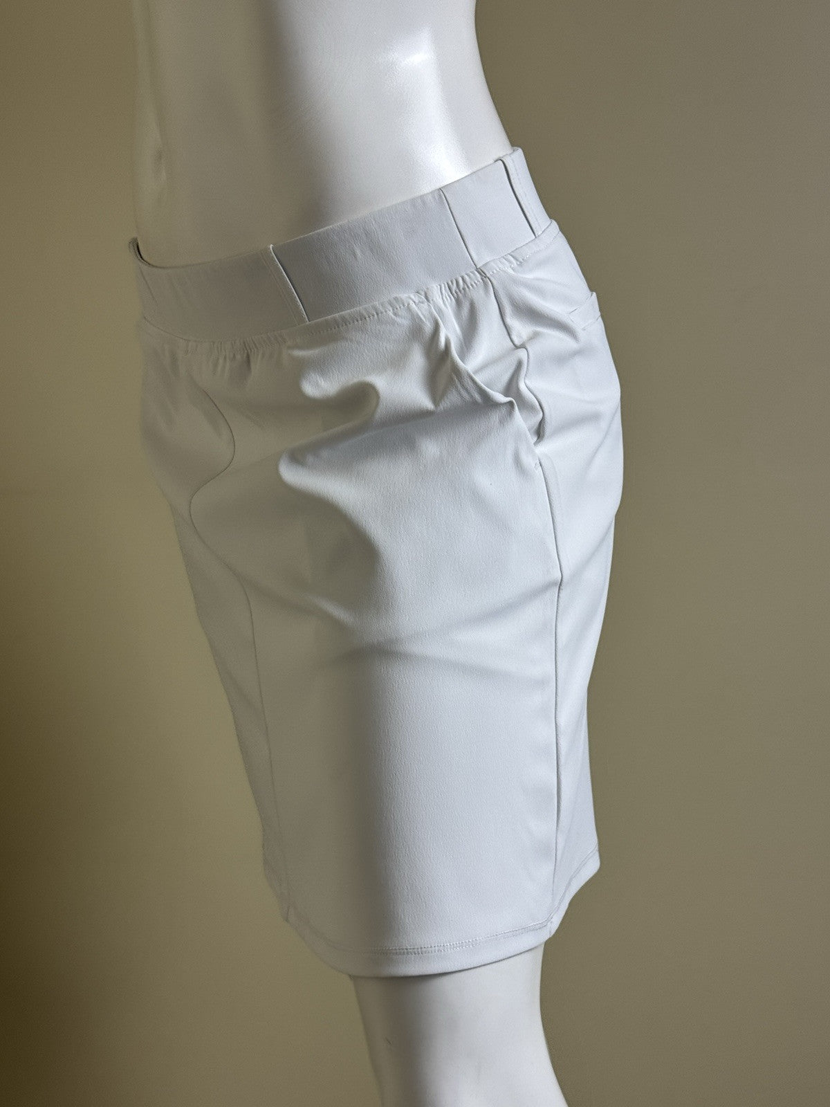 Sport Haley Women’s Golf Skirt Skort Sz M.     (B.44)