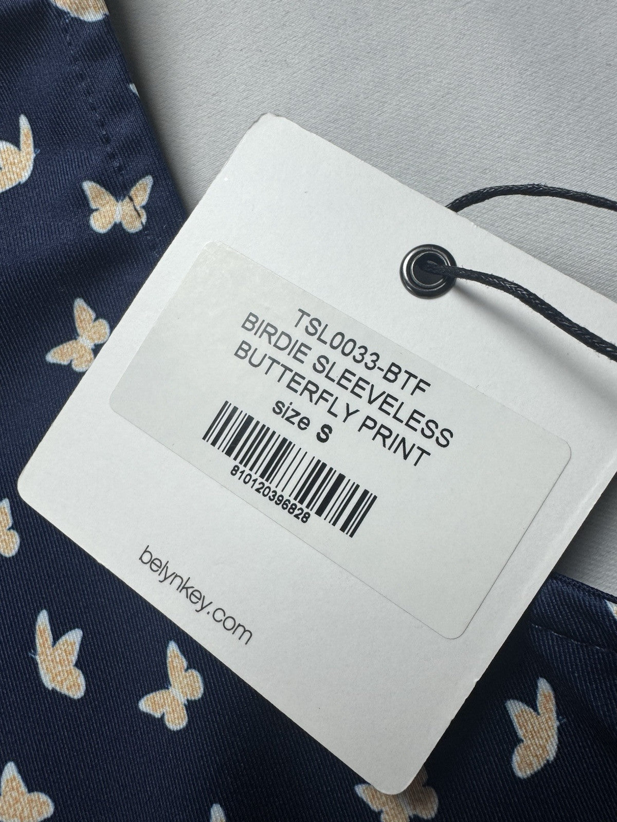 BELYN KEY Women’s Golf Shirt Sz S.    (B.33)