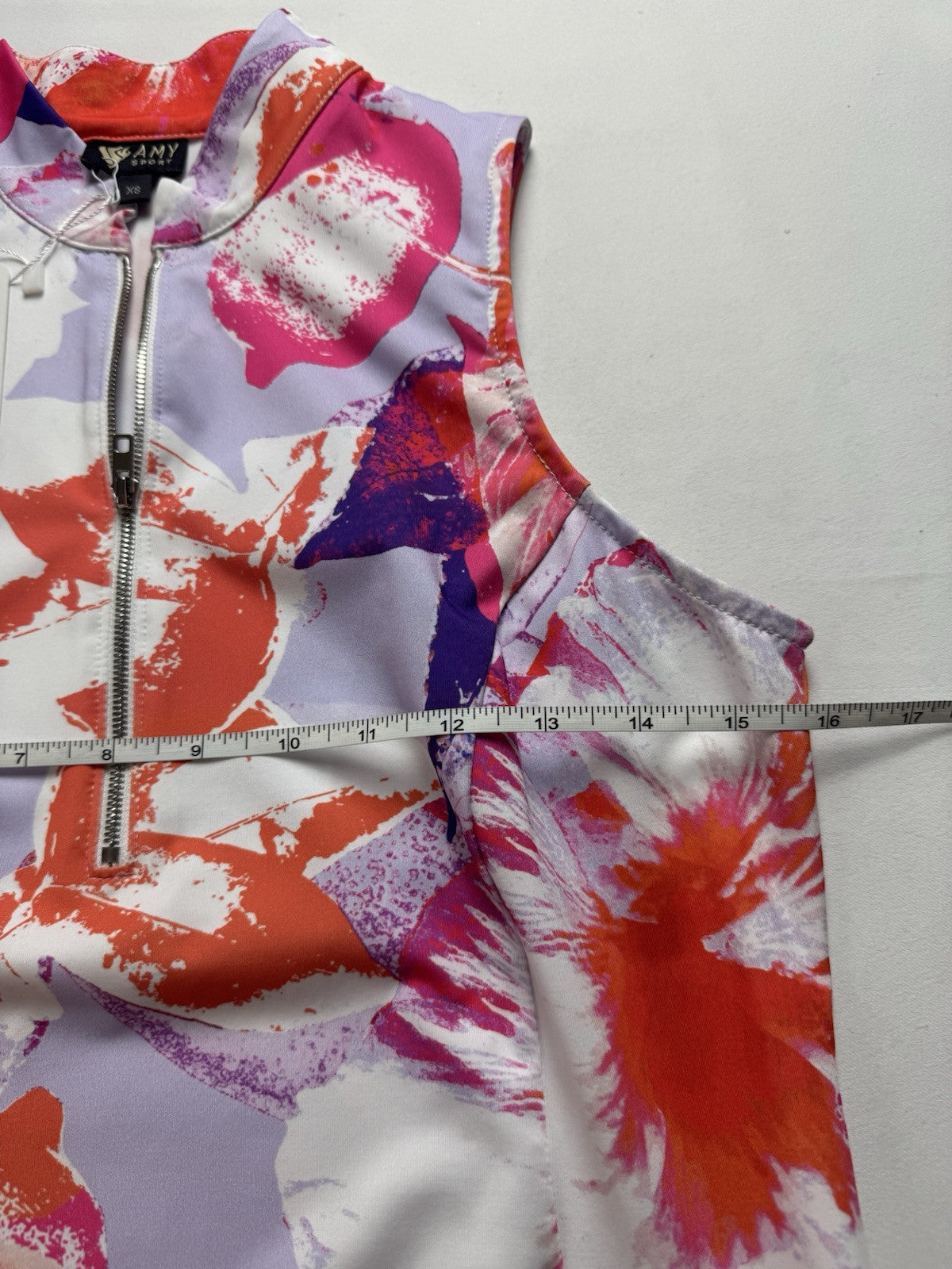 Amy Sport Women's Golf Shirt Sz XS.     (B.146)