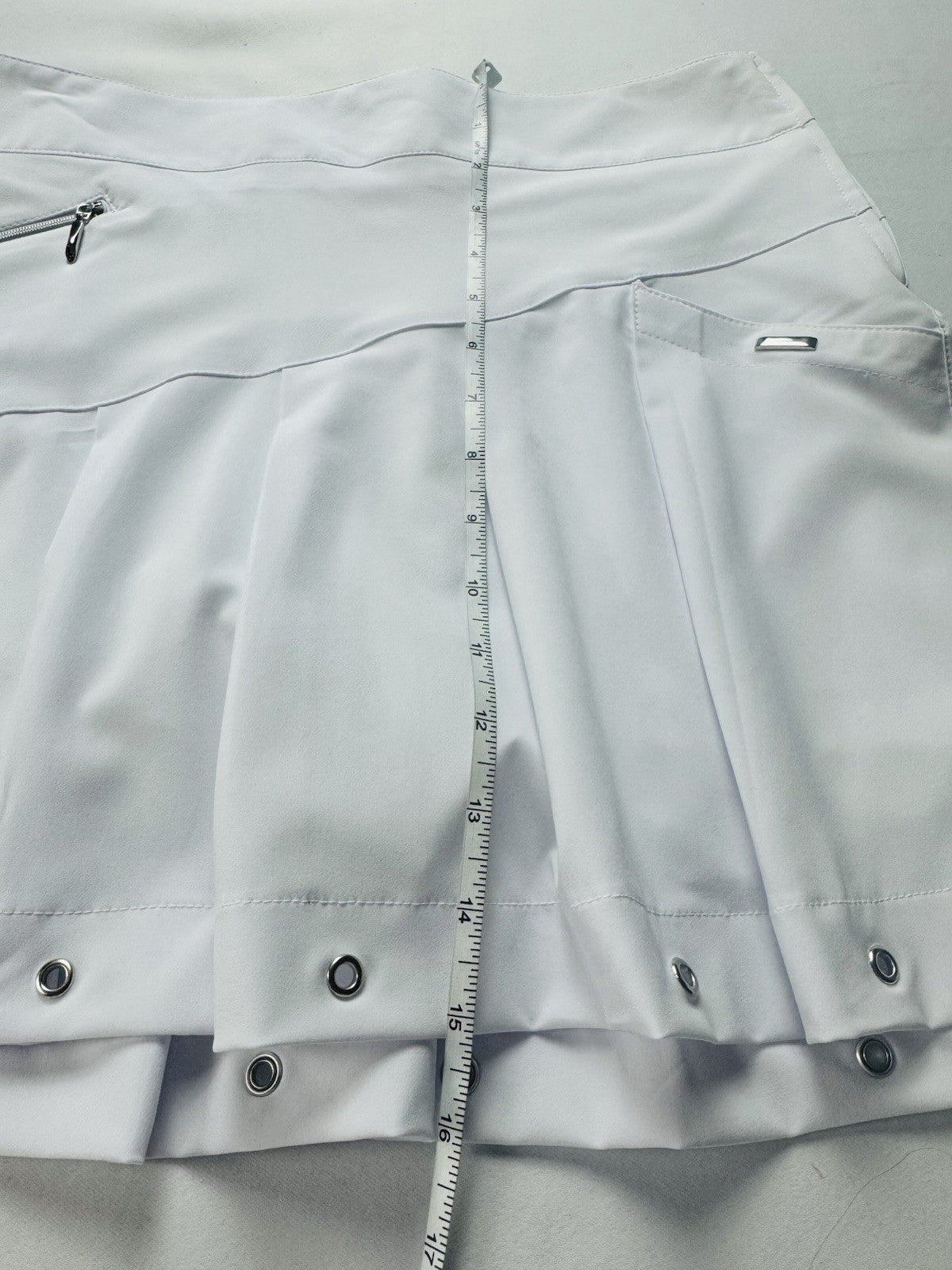 $110 Jamie Sadock Golf Women's Skort Skirt Size 10.     (B.146)