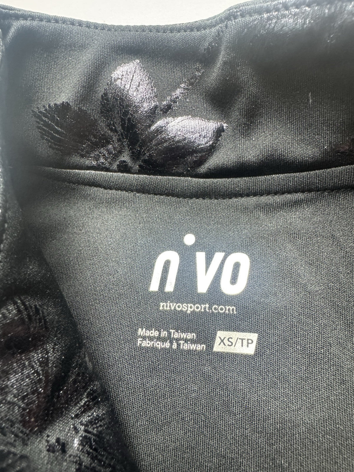 NIVO SPORT Women's Golf Sleeveless Shirt Size XS.    (B.82)