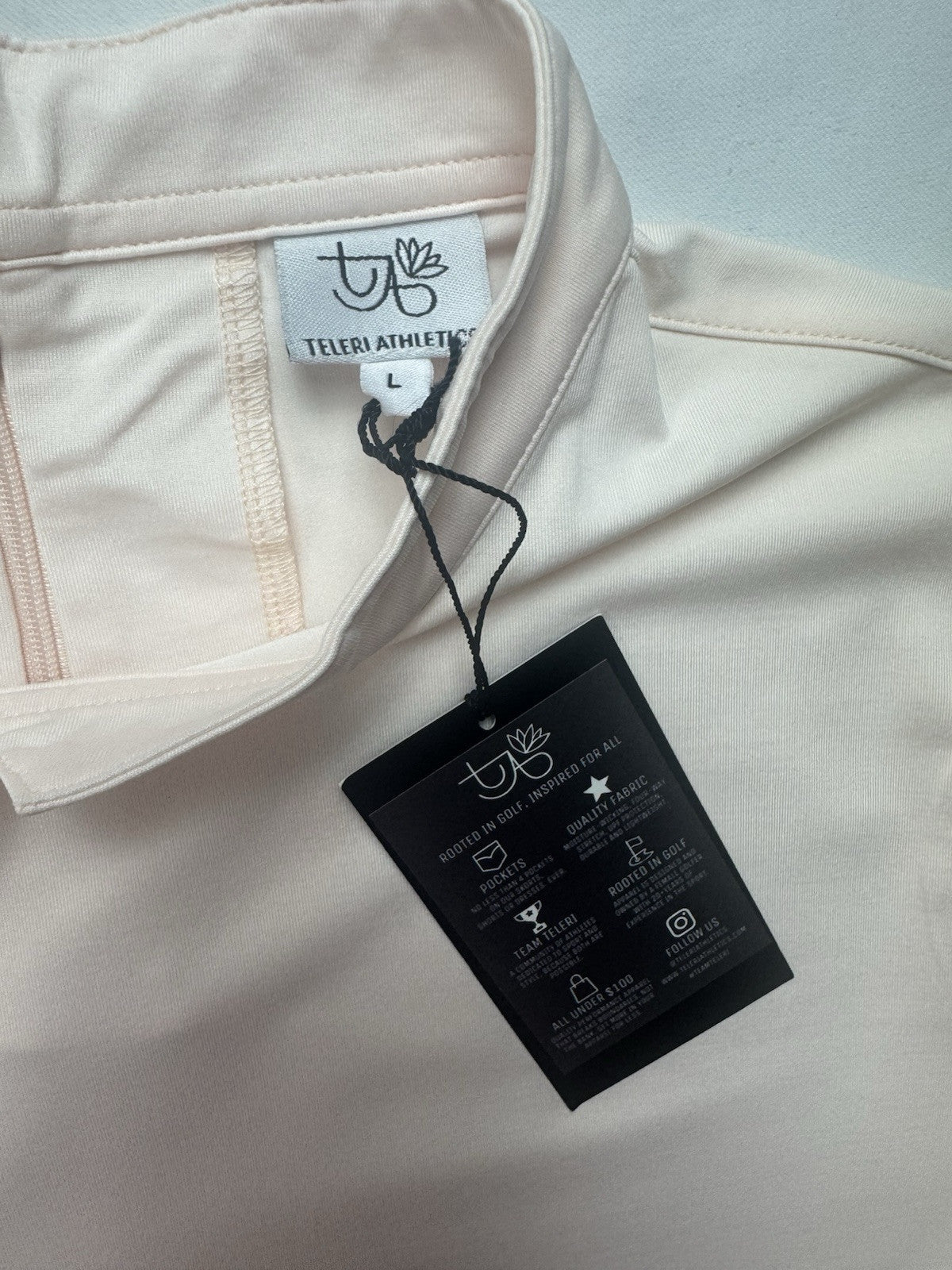 Teleri Athletics Women’s Golf Shirt Sz L.    (B.44)
