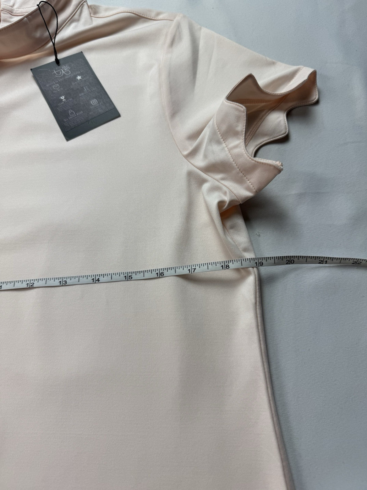 Teleri Athletics Women’s Golf Shirt Sz L.    (B.44)