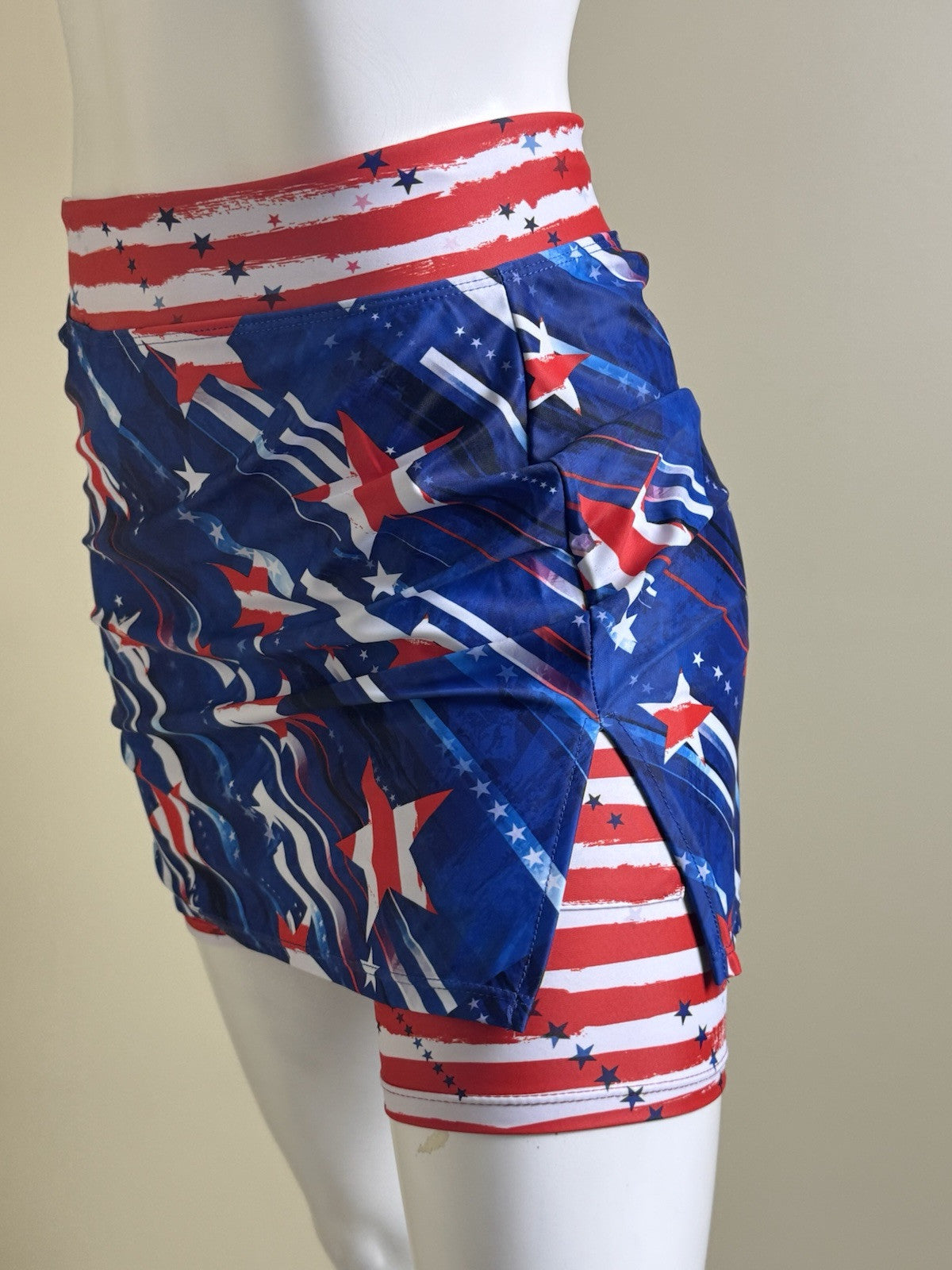Skort Obsession Women's Golf Skort Flag Printed Sz XS (B.43)