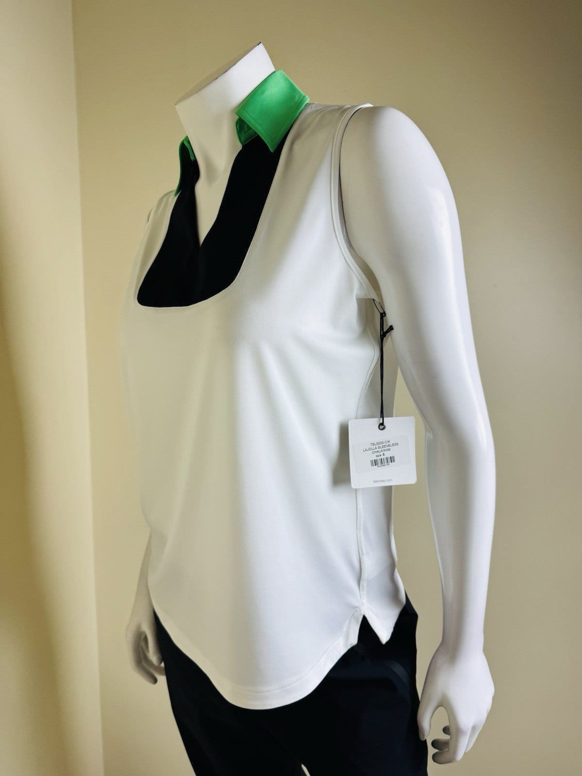 BELYN KEY Women’s Golf Shirt Sz S.    (B.33)