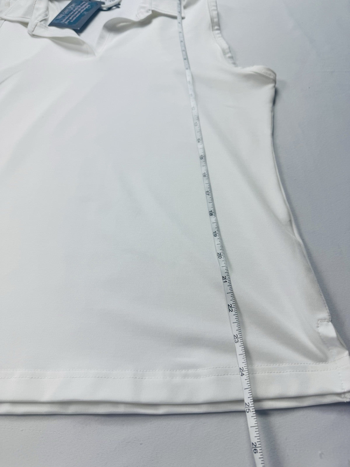 Teleri Athletics Women’s Golf Shirt Sz M.    (B.44)