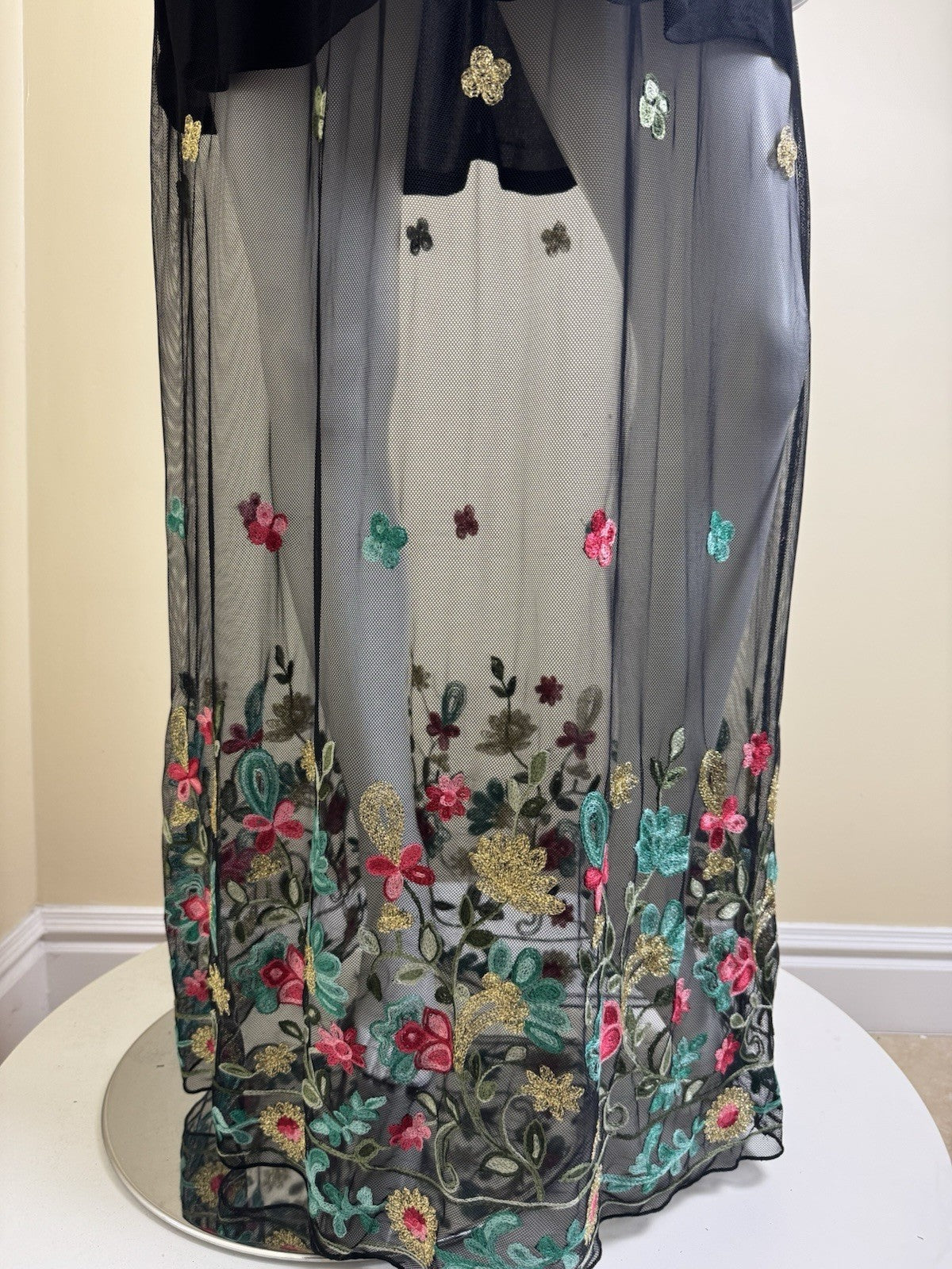 Rebellion Again Women’s Black Lace Floral Embroidered Dress Sz XL. (B.149)