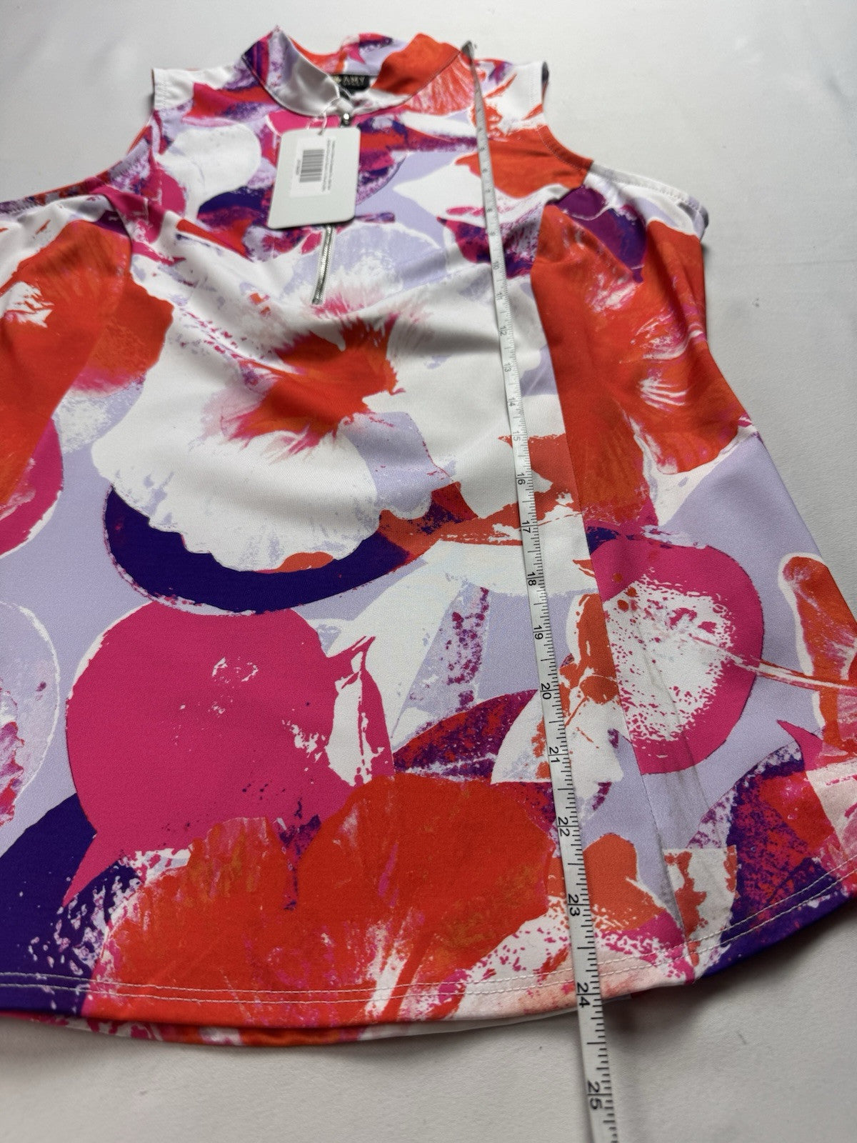 Amy Sport Women's Golf Shirt Sz S.     (B.146)