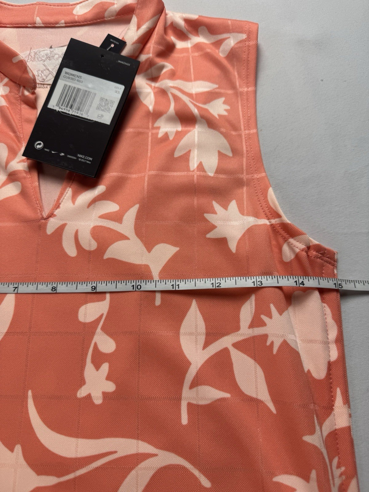 Nike Women’s Top Golf Sleeveless Shirt Sz XS. (B.148).