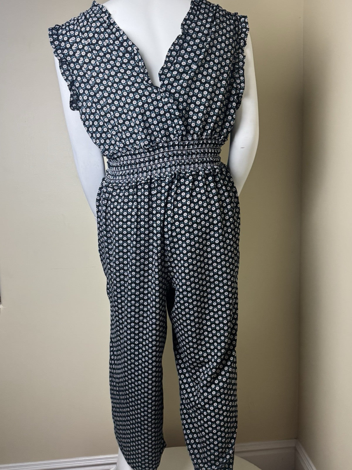$128 Max Studio Wide Leg Crepe Jumpsuit Women's Sz 1X.   (B.70/2)