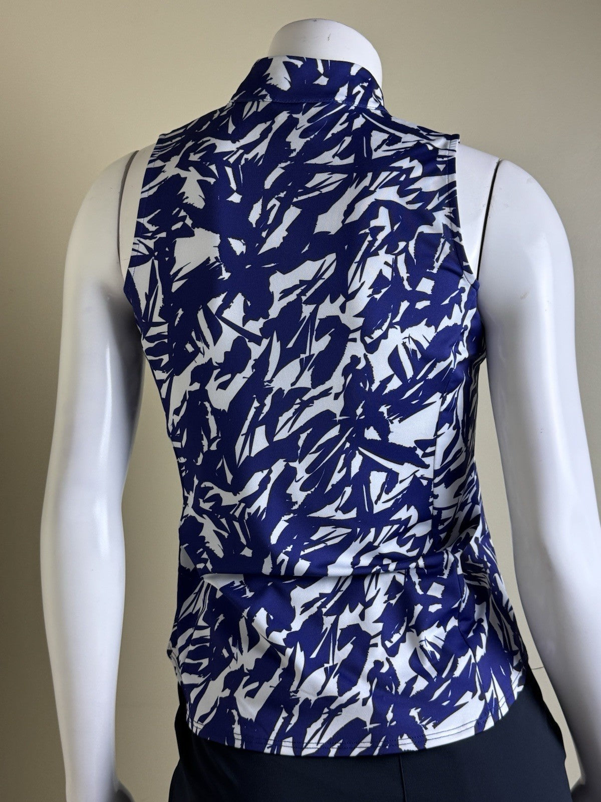 Amy Sport Women's Golf Shirt Sz XS.     (B.145)