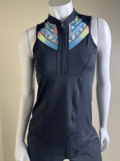 Lucky In Love Women’s Top Sleeveless Tennis Golf Shirt Sz S.     (B.33)