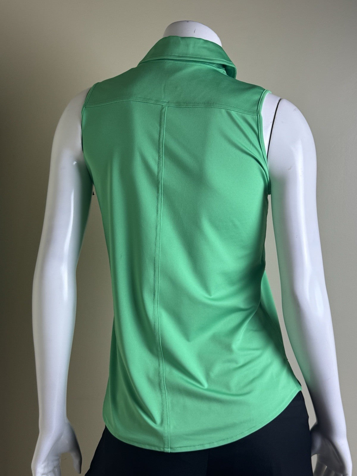 BELYN KEY Women’s Golf Shirt Sz XS.    (B.148)