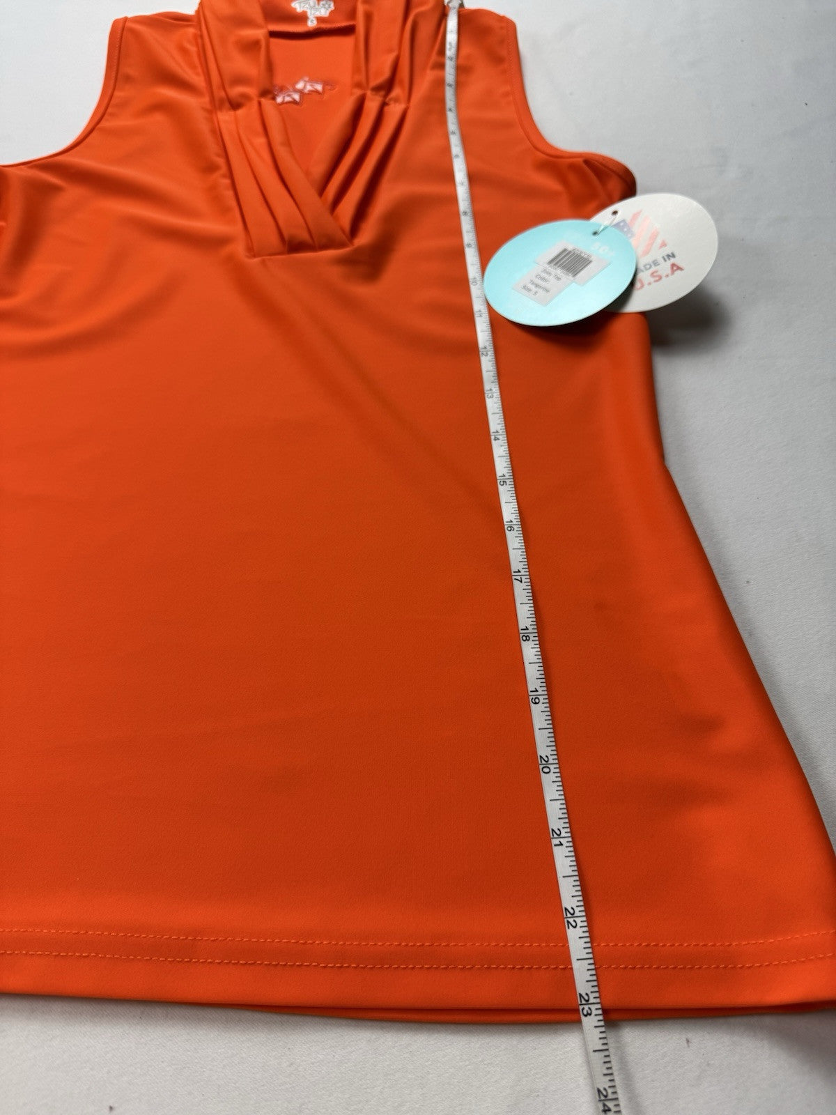 Tzu Tzu Women's Golf Top Bright Orange Sz S. (B.33)