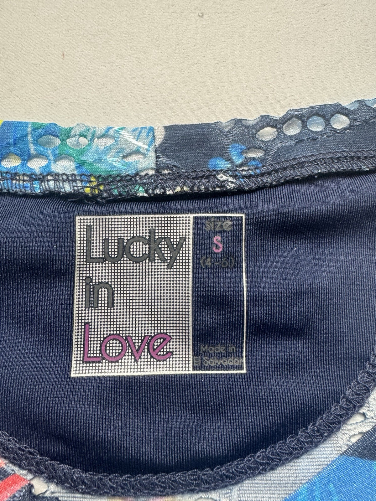 Lucky In Love Women’s Tennis Golf Shirt Sz S.     (B.33)