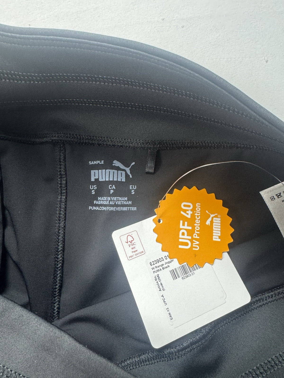 Puma Women’s Golf Pants Sz S.   (B.39)