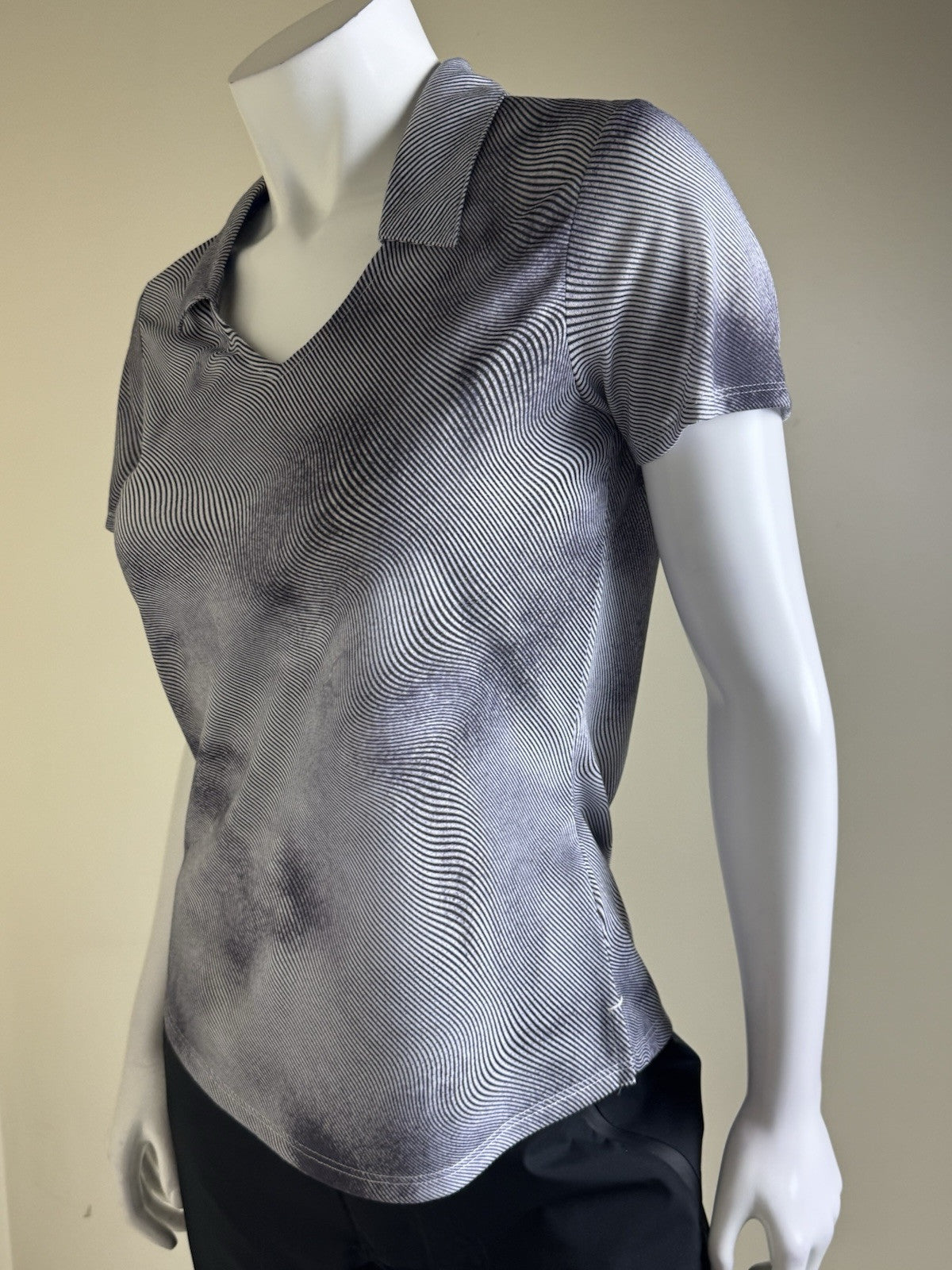 Adidas Women’s Polo Golf Shirt SZ S Climacool  (B.33)