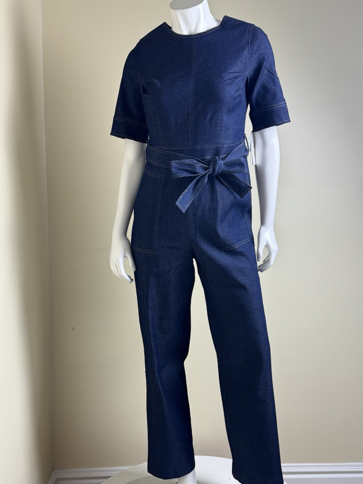 Shelby & Palmer Jumpsuit Women’s Size 8 Denim Belted Pockets.    (B.135)