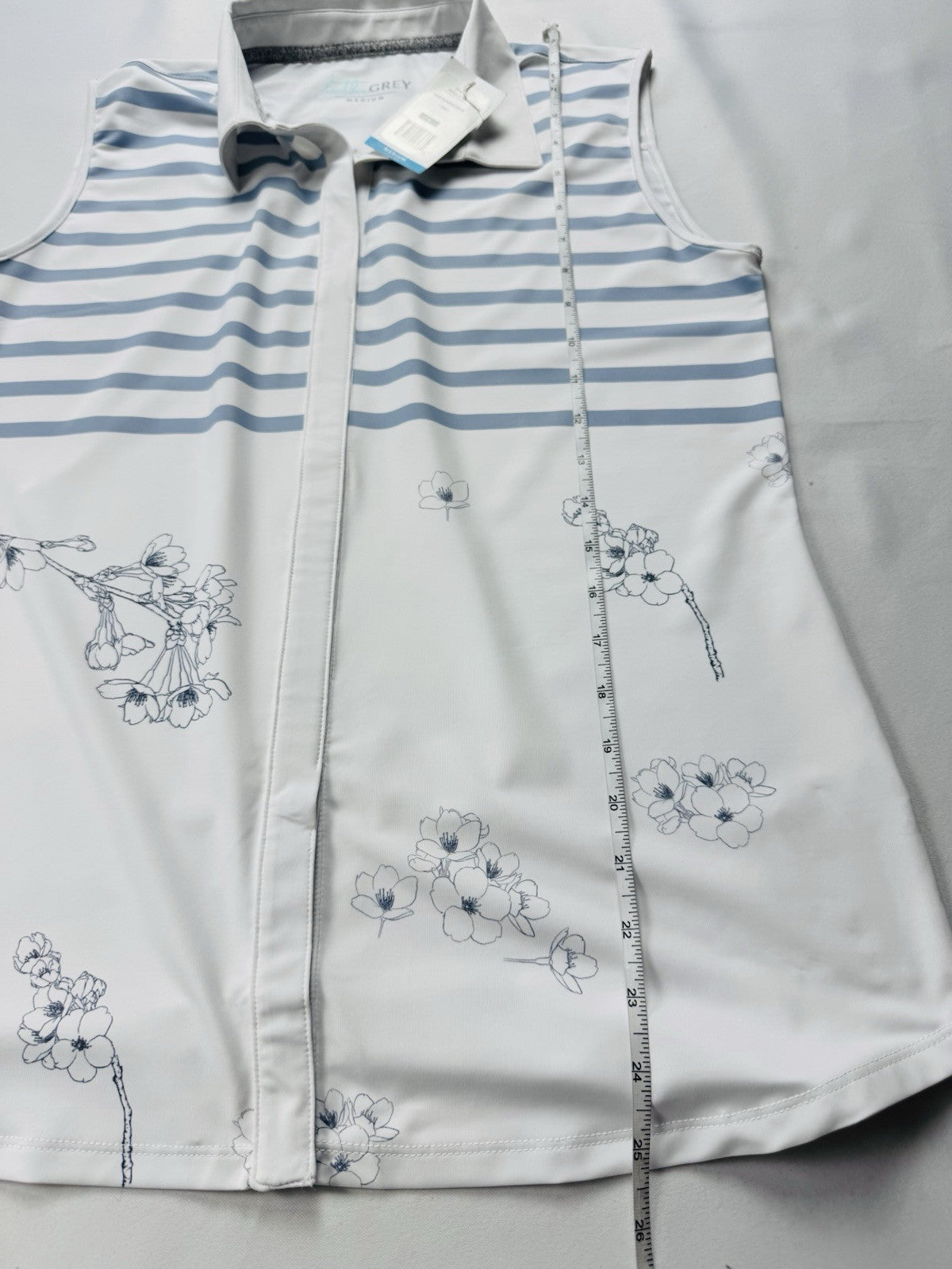 Heather Grey Women’s Golf Shirt Sz M.   (B.44)