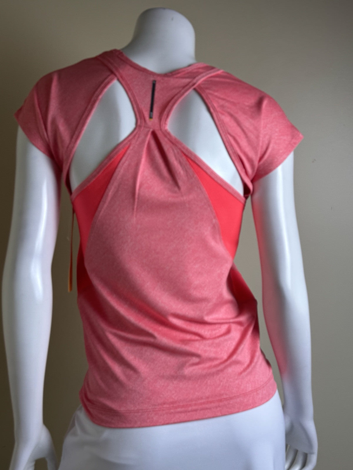 $65 Lole Women’s Golf Shirt Sz XS.  (B.146)