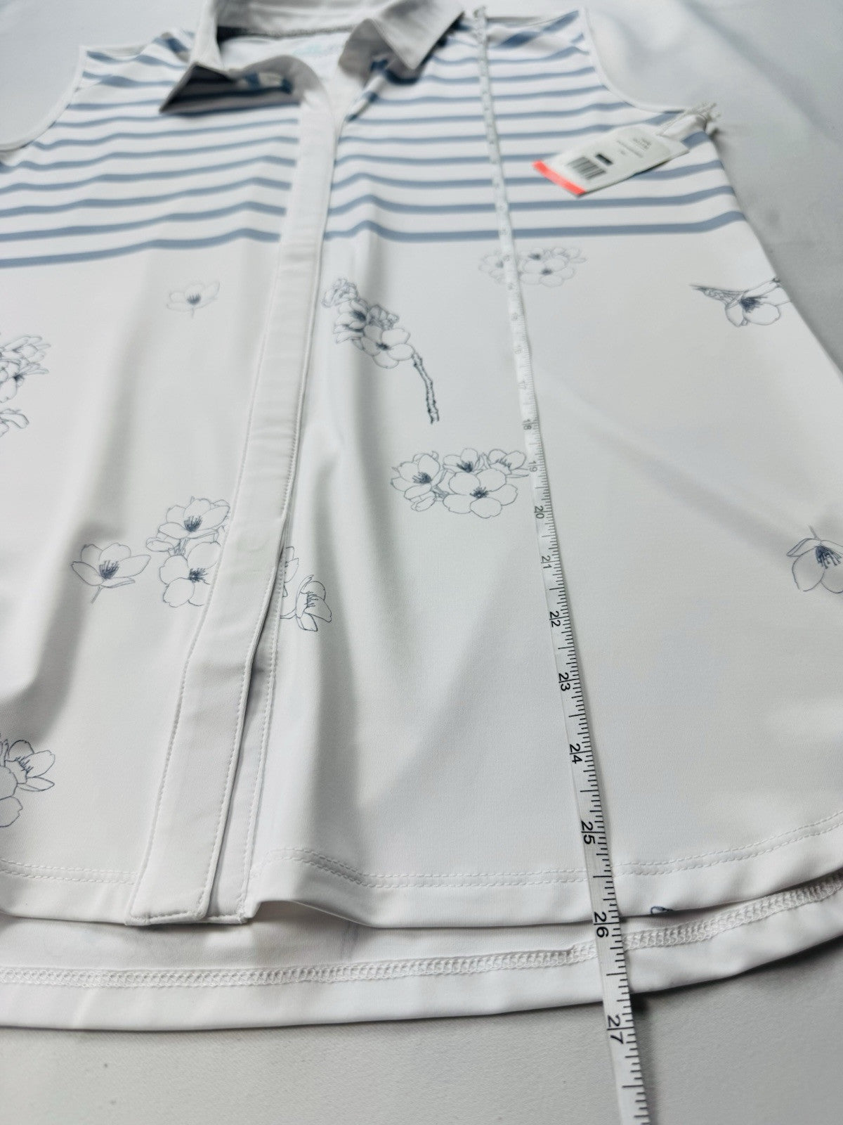 Heather Grey Women’s Golf Shirt Sz L.   (B.44)