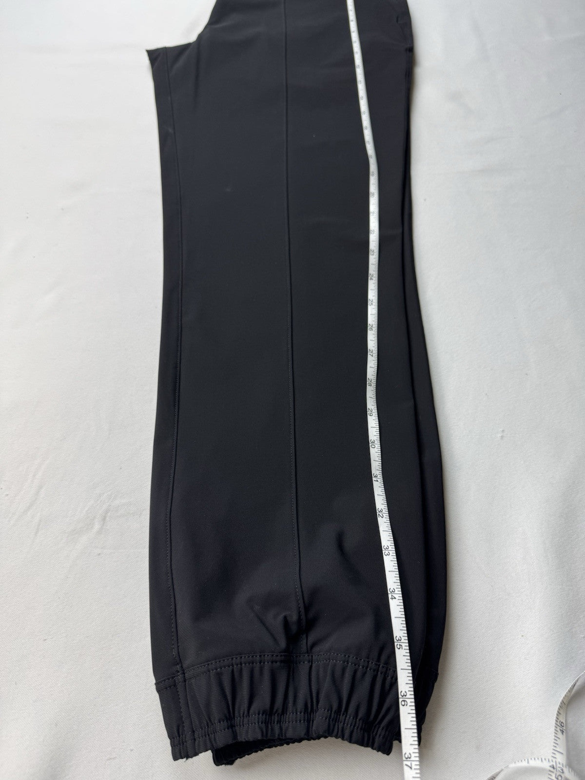 Puma Women’s Golf Pants Sz S.   (B.39)