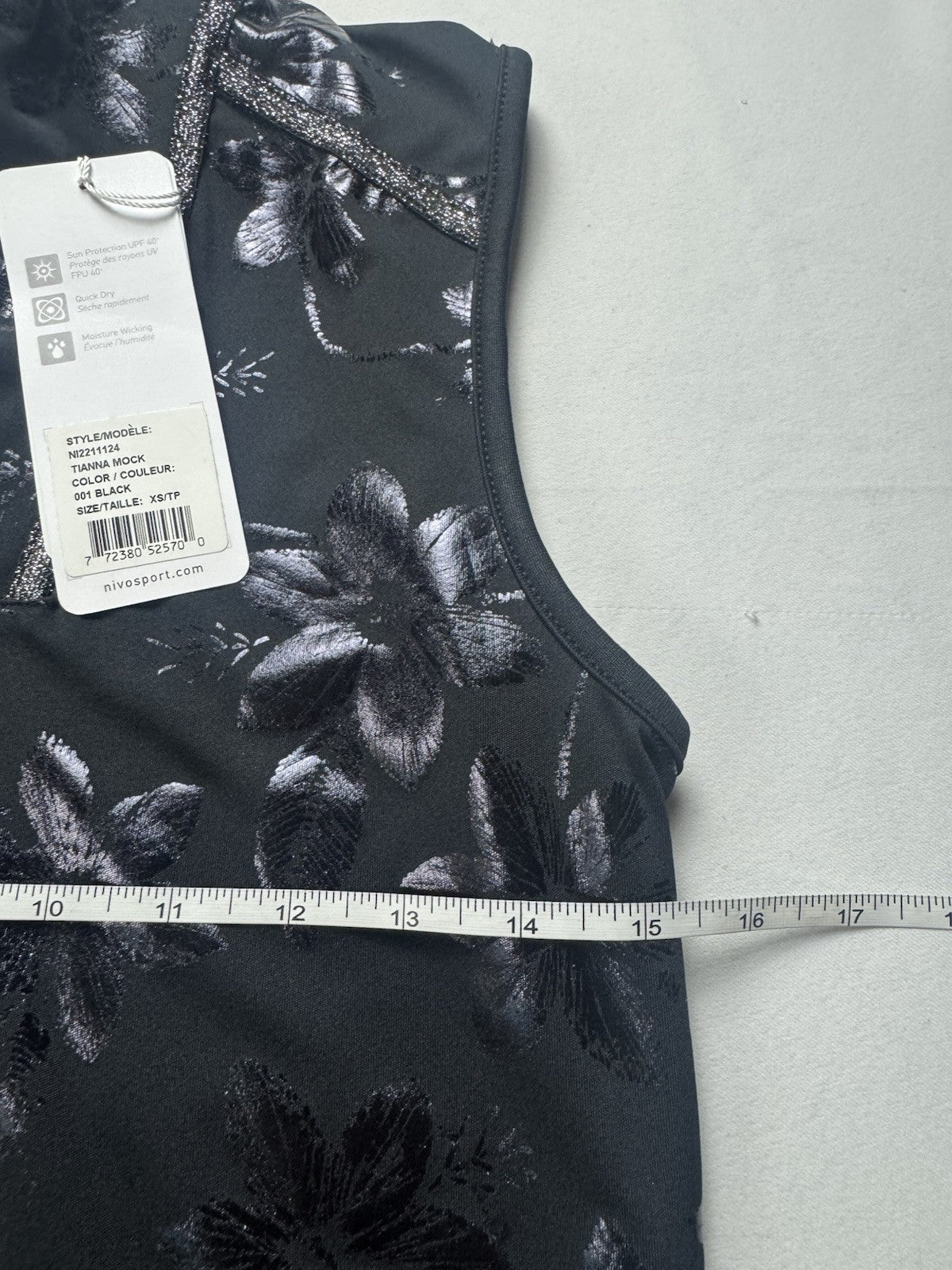 NIVO SPORT Women's Golf Sleeveless Shirt Size XS.    (B.82)