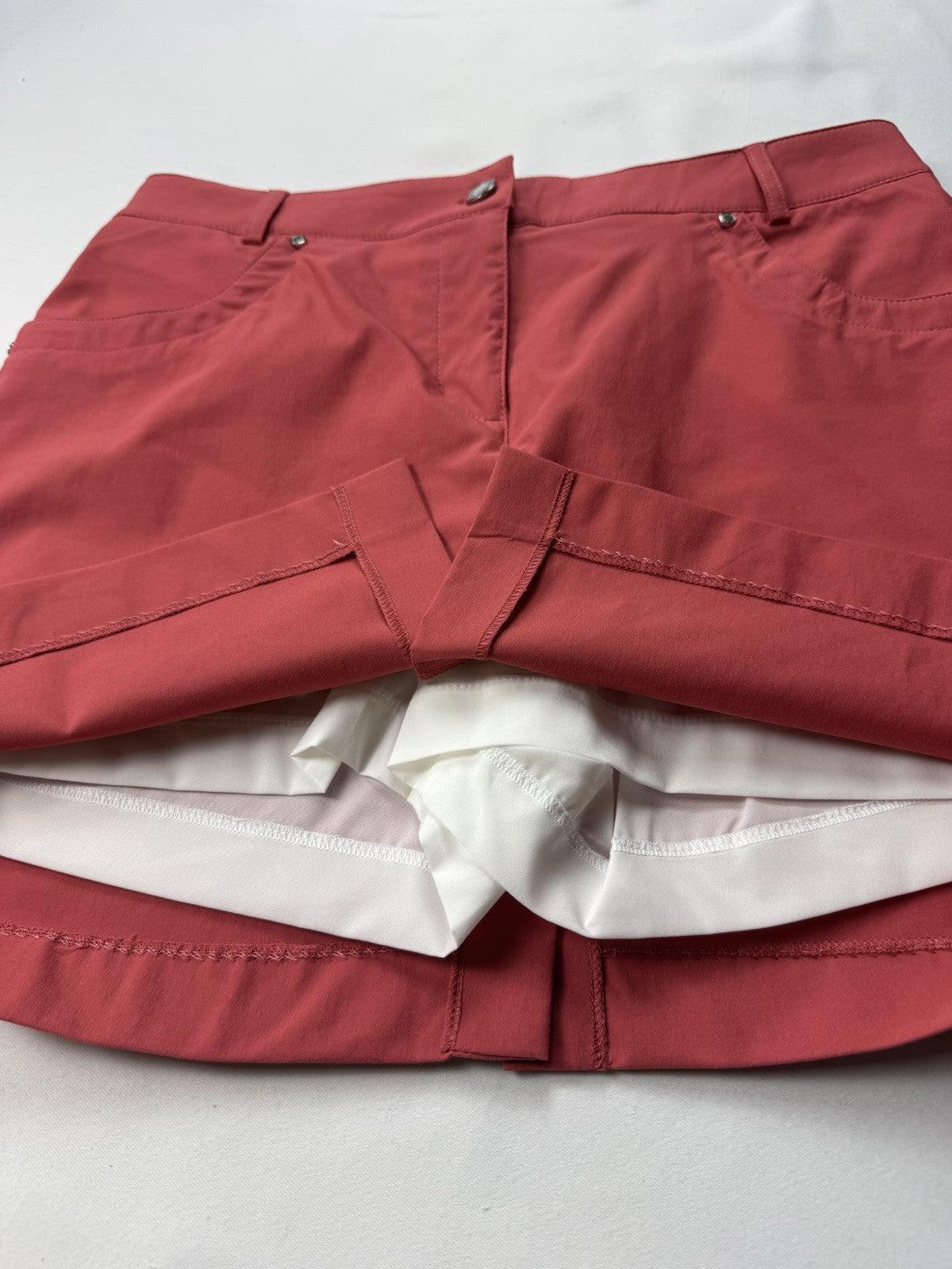 $140 LOHLA Sport Golf Skort The Stellar Skirt  Sz 6.     (B.44)