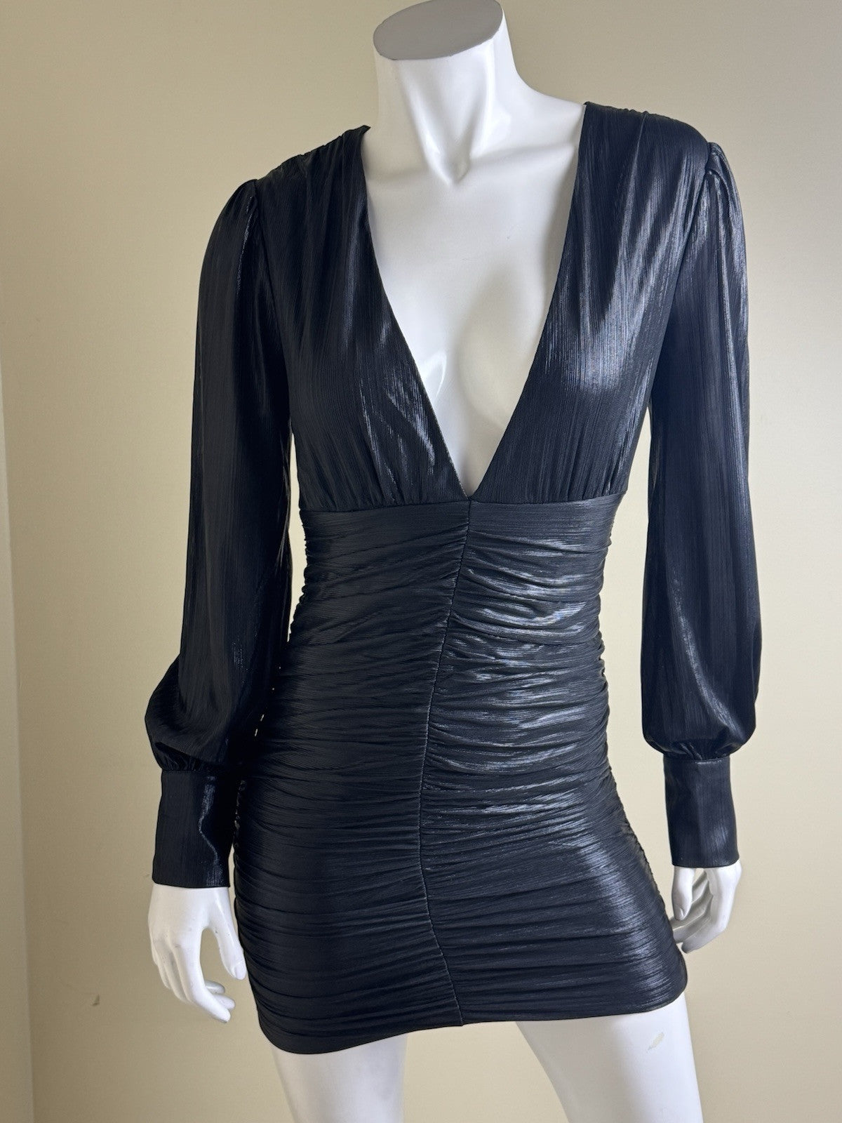Mad For Love Black Long Sleeve Dress V-Neck Sz M