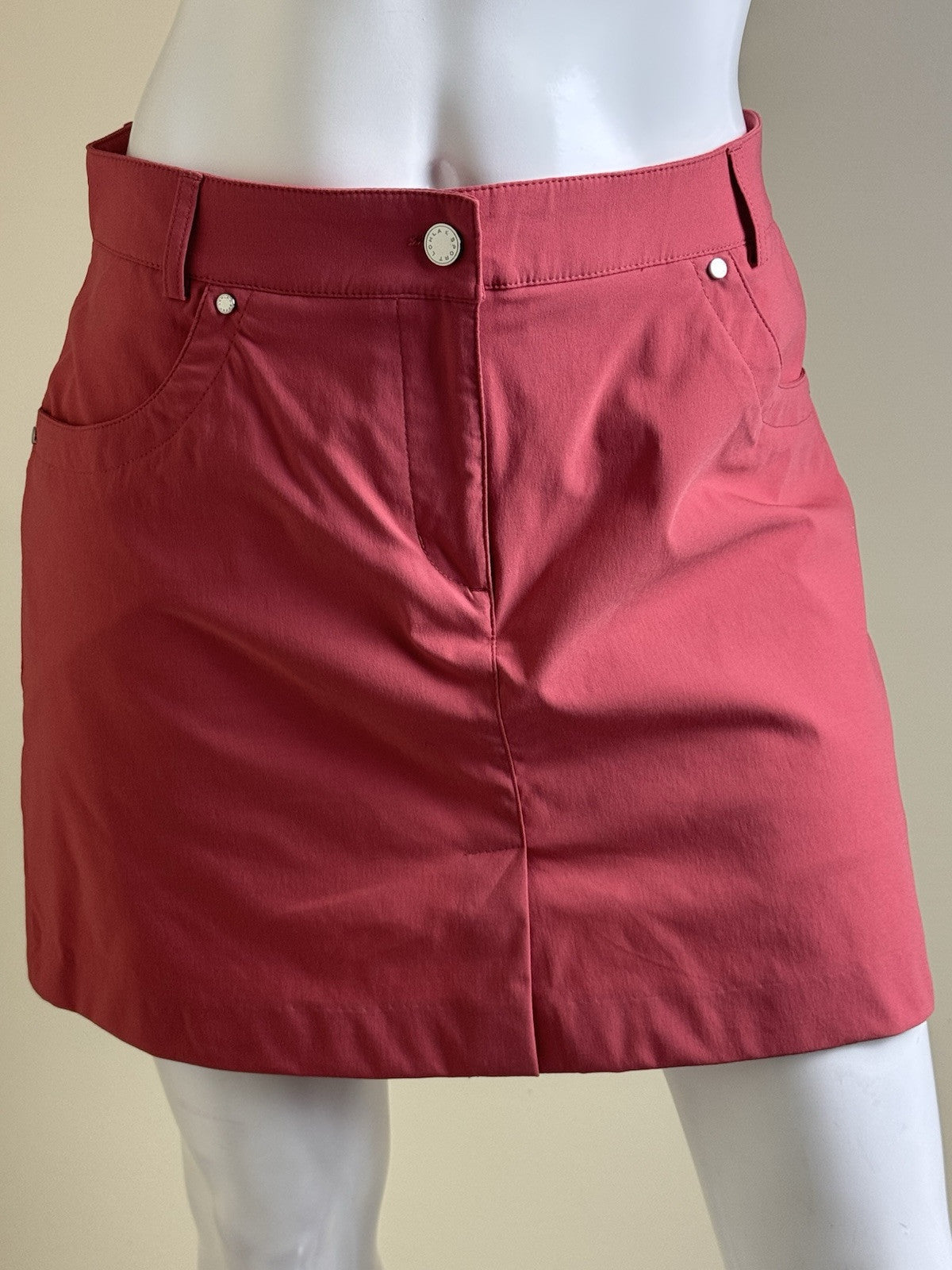 $140 LOHLA Sport Golf Skort The Stellar Skirt  Sz 6.     (B.44)