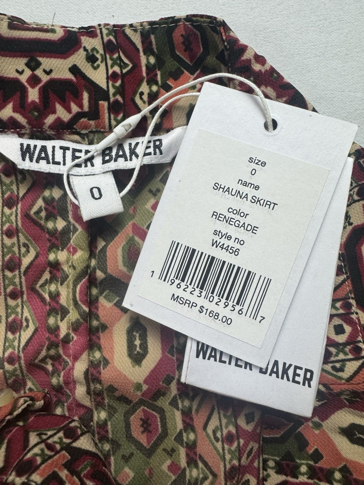 $168 Walter Baker Shauna Skirt Sz 0.     (B.148)