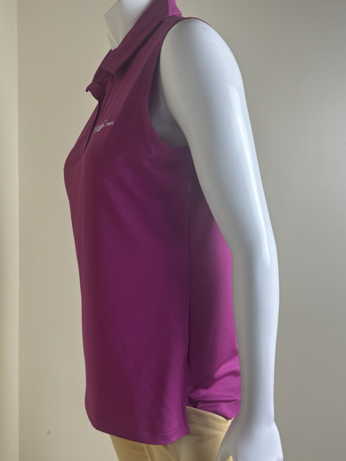 LeverWear Women's Golf Polo Shirt Sz L.     (B.136
