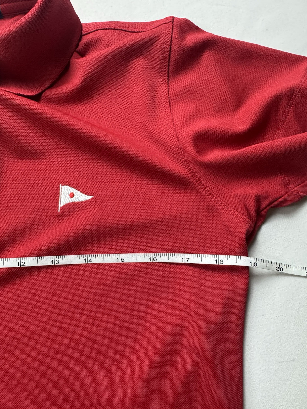 ADMIRALS COVE Women’s Golf Red shirt Sz S..  (B.39)