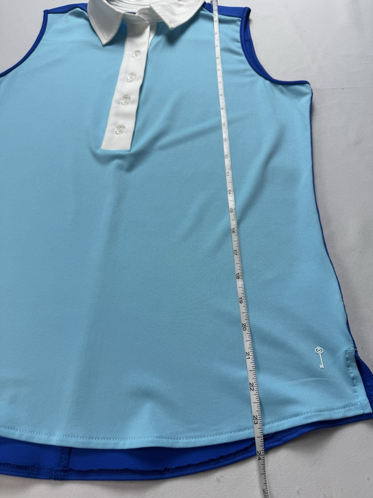 BELYN KEY Women’s Golf Shirt Sz XS.    (B.147)