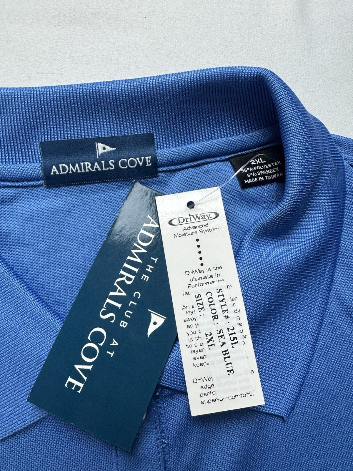 ADMIRALS COVE Women’s Golf shirt Sz 2XL.  (B.39)