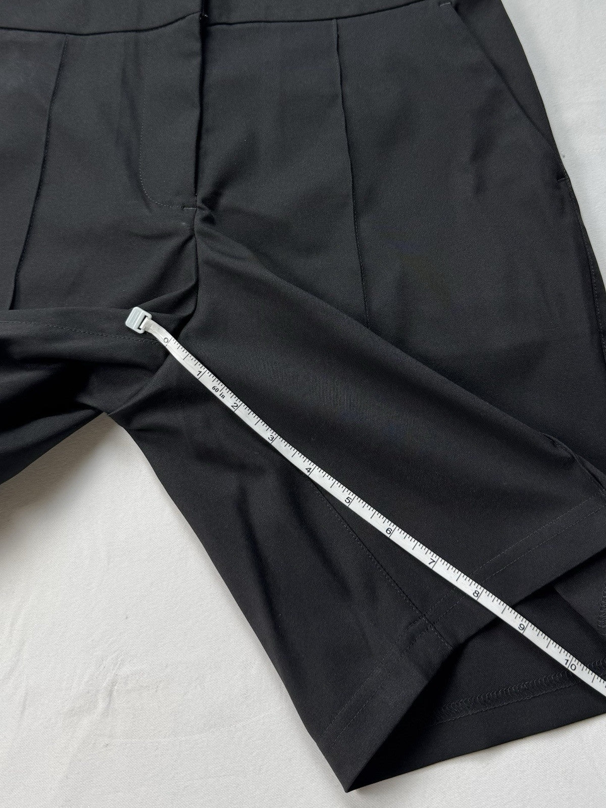 PUMA Women’s Golf Shorts Size S. (B.39)