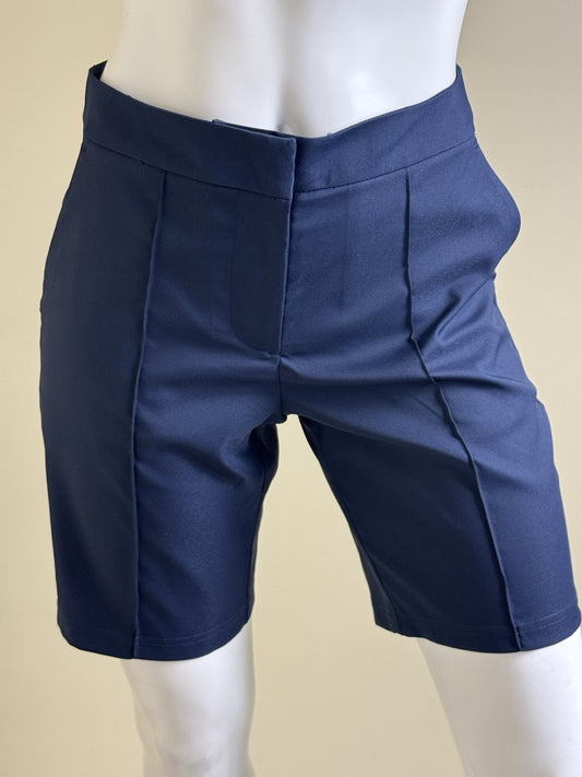PUMA Women’s Golf Shorts Size S. (B.39)